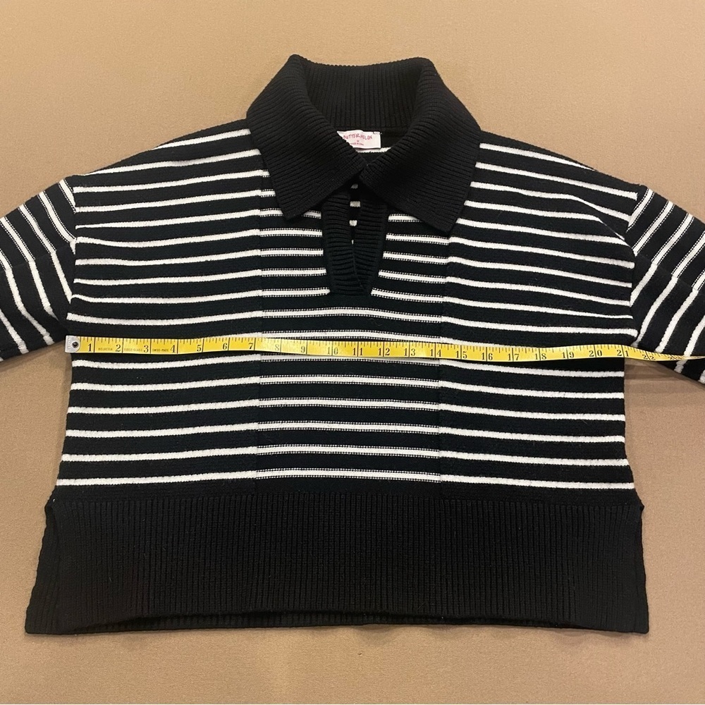 Buttermelon Black and White Stripe Cropped Sweater Size Medium - Picture 6 of 11